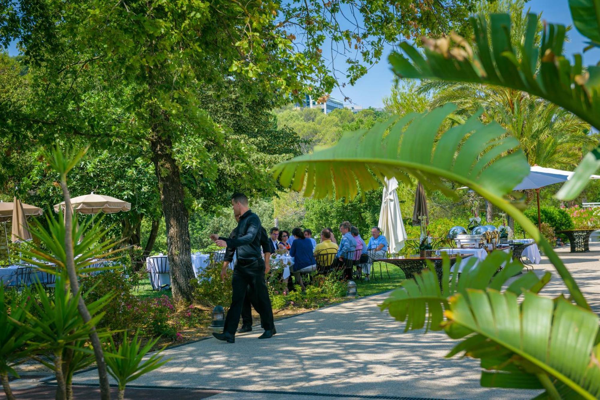 Mouratoglou Hotel & Resort Biot Buitenkant foto